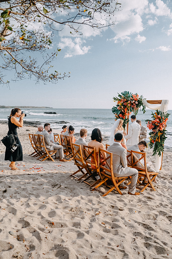 What to Expect from a Professional Photoshoot in Costa Rica